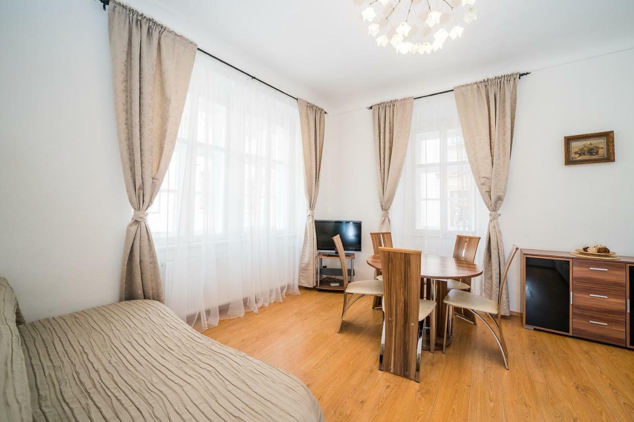 Apartments Pushkin Πράγα Εξωτερικό φωτογραφία